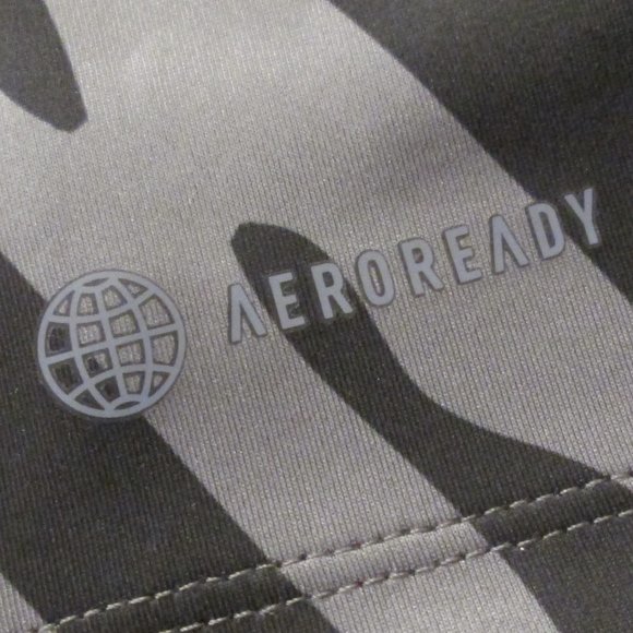 💥 ADIDAS ANIMAL - TIGER CROP TOP – M - Picture 10 of 15